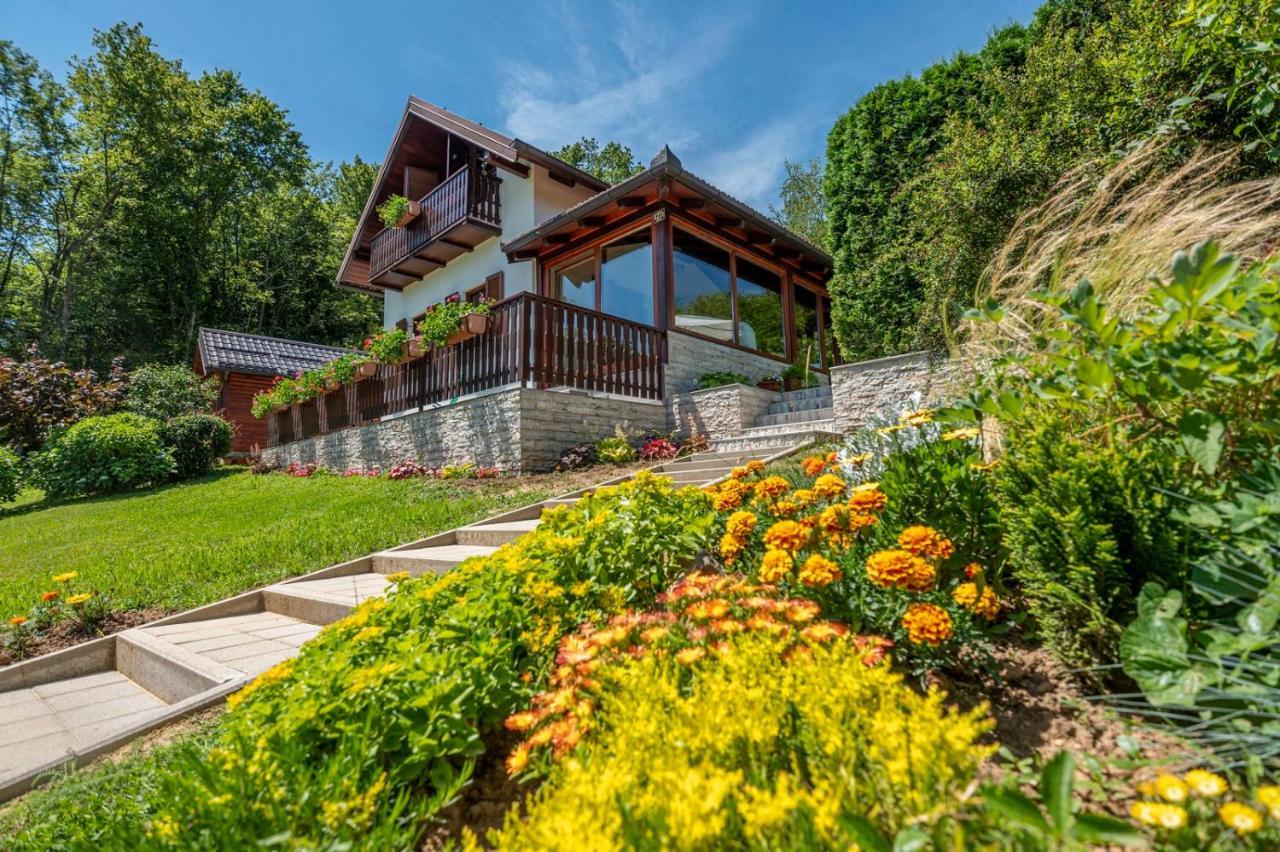 Holiday Home Mare Near River Karlovac Luaran gambar
